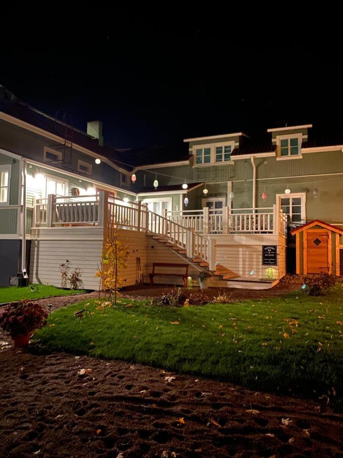 Eleonora Bed & Breakfast Kristiinankaupunki Exterior photo